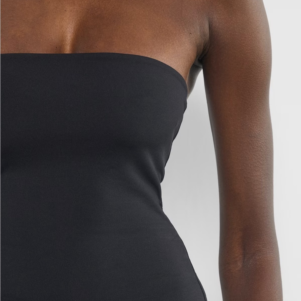 ARITZIA Contour Tube Top